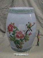 藏品(陶瓷坐凳)的圖片